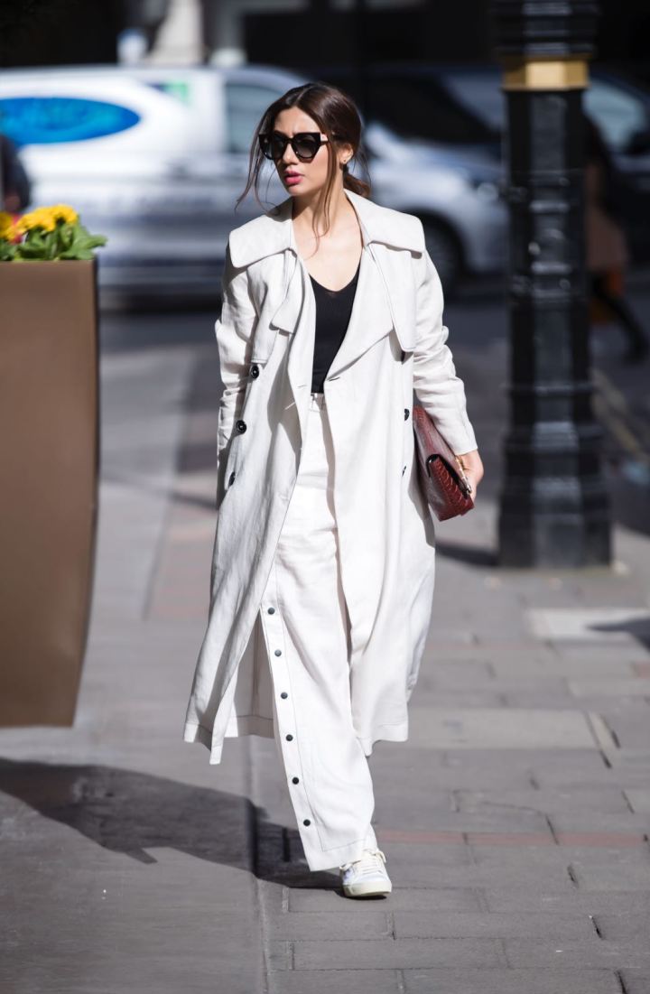 02d00fae-b995-42d4-bb4d-0f11b77a301e