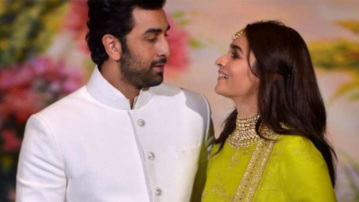 688312-ranbir-kapoor-alia-bhatt.jpg